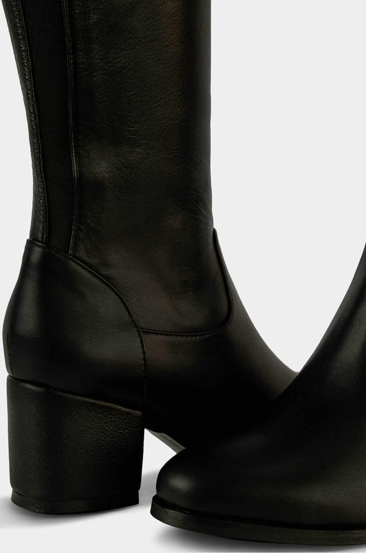 BOTAS PARA MUJER USELIA CUERO NEGRO