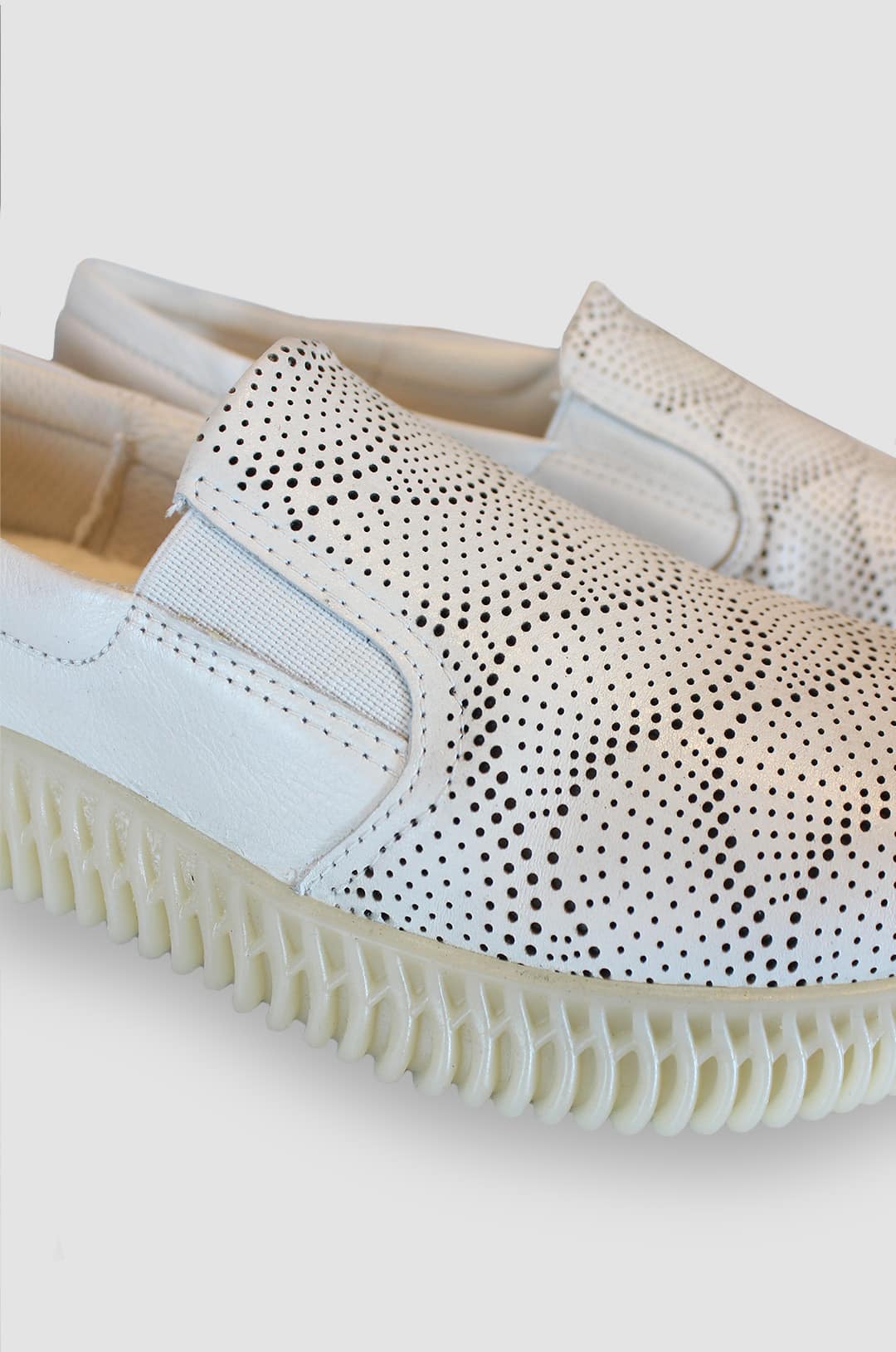 ZAPATOS PARA MUJER SARAY CUERO BEIGE