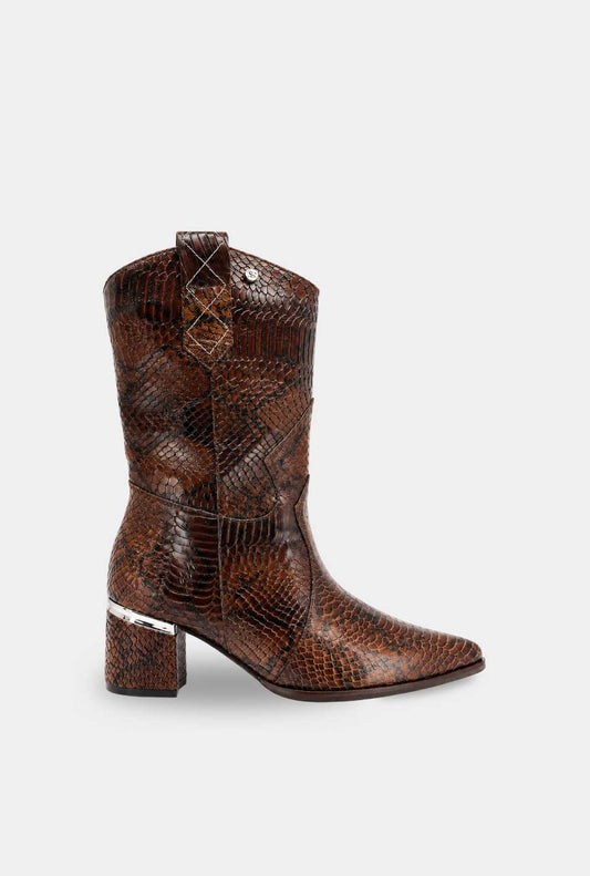 BOTAS PARA MUJER VALKIRIA CUERO CAFÉ