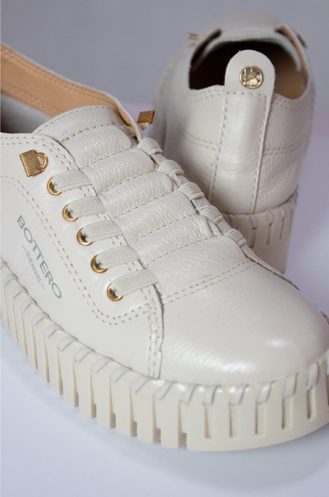 ZAPATOS PARA MUJER ELOA CUERO BEIGE