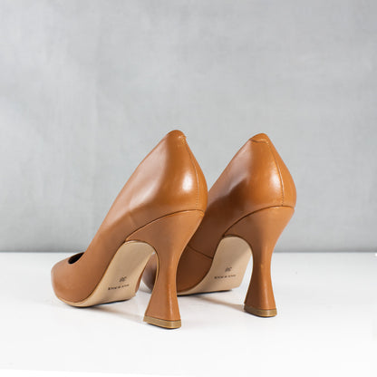 TACONES PARA MUJER LUCIA CUERO CAMEL