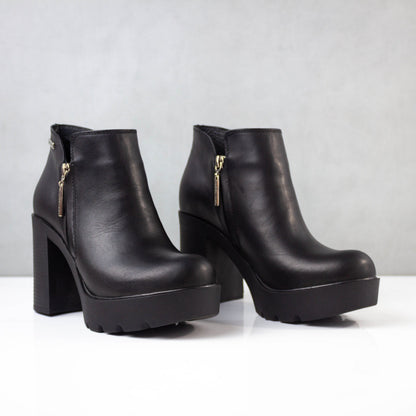 BOTINES PARA MUJER JANA CUERO NEGRO