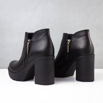 BOTINES PARA MUJER JANA CUERO NEGRO