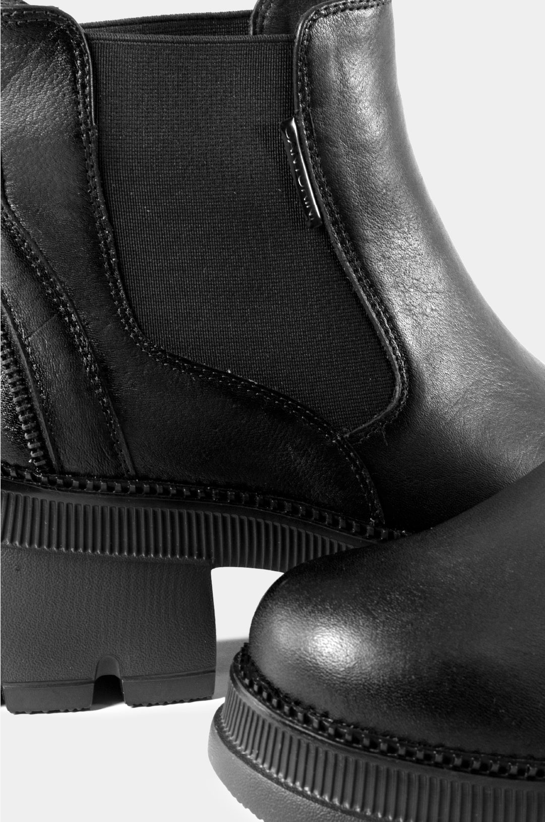 BOTAS PARA MUJER NAYA CUERO NEGRO