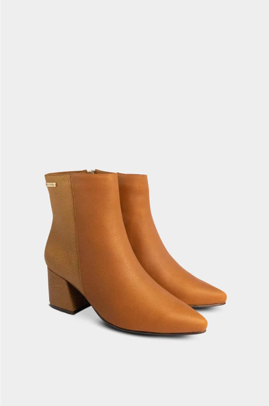 BOTINES PARA MUJER BRUNA CUERO MIEL