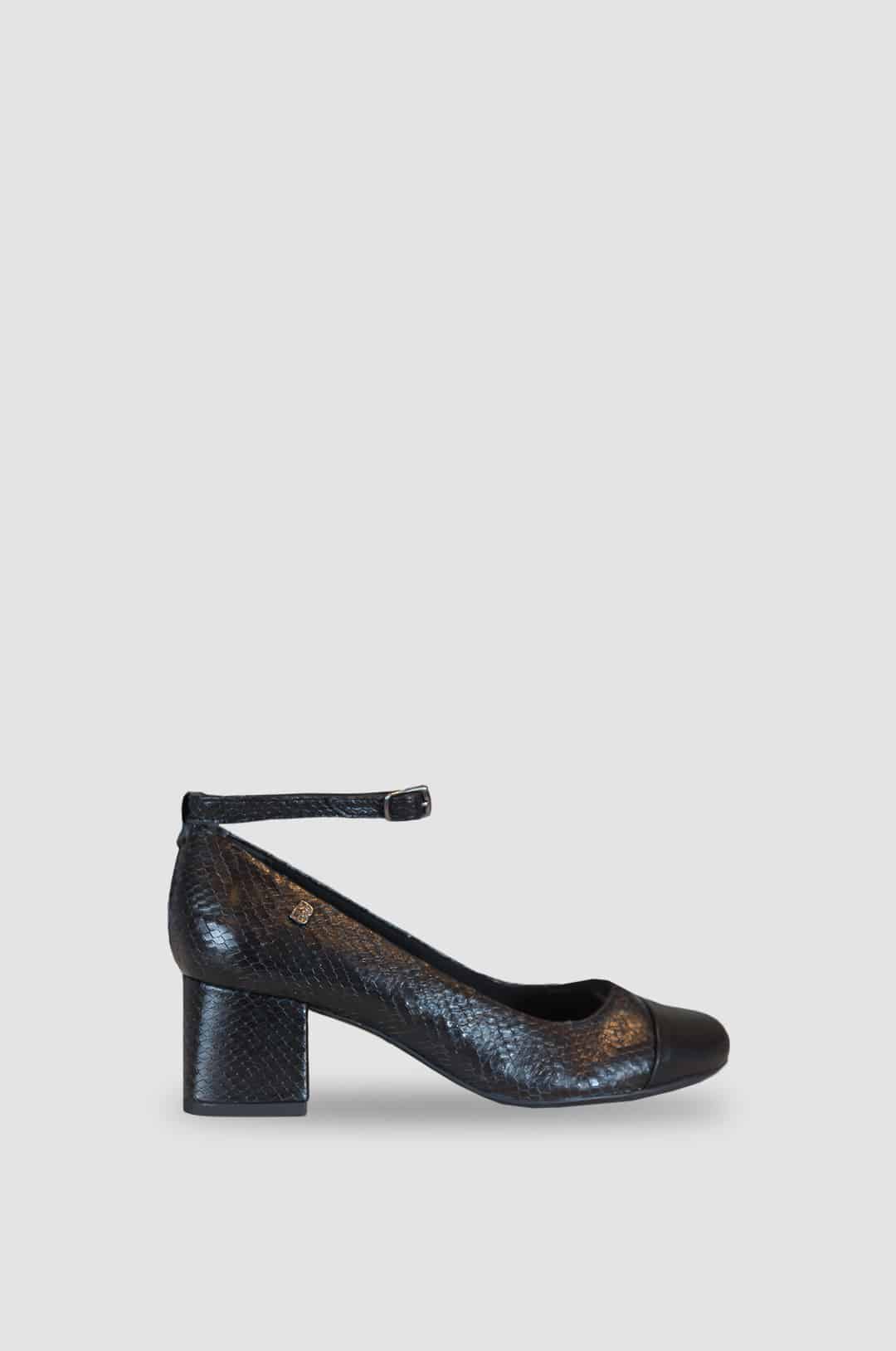 TACONES PARA MUJER AMELIA CUERO NEGRO