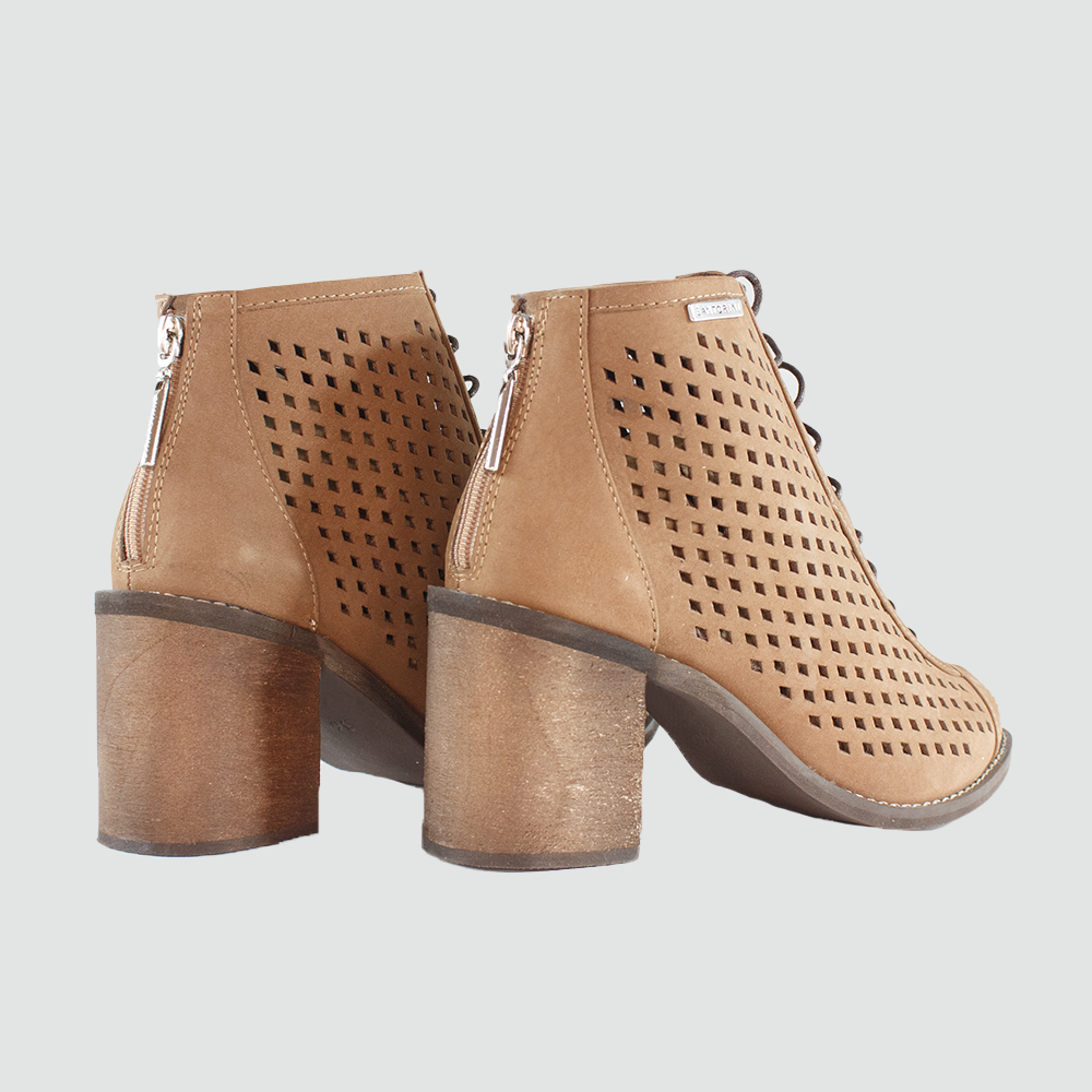 BOTINES PARA MUJER DAVEIVA CUERO TAUPE